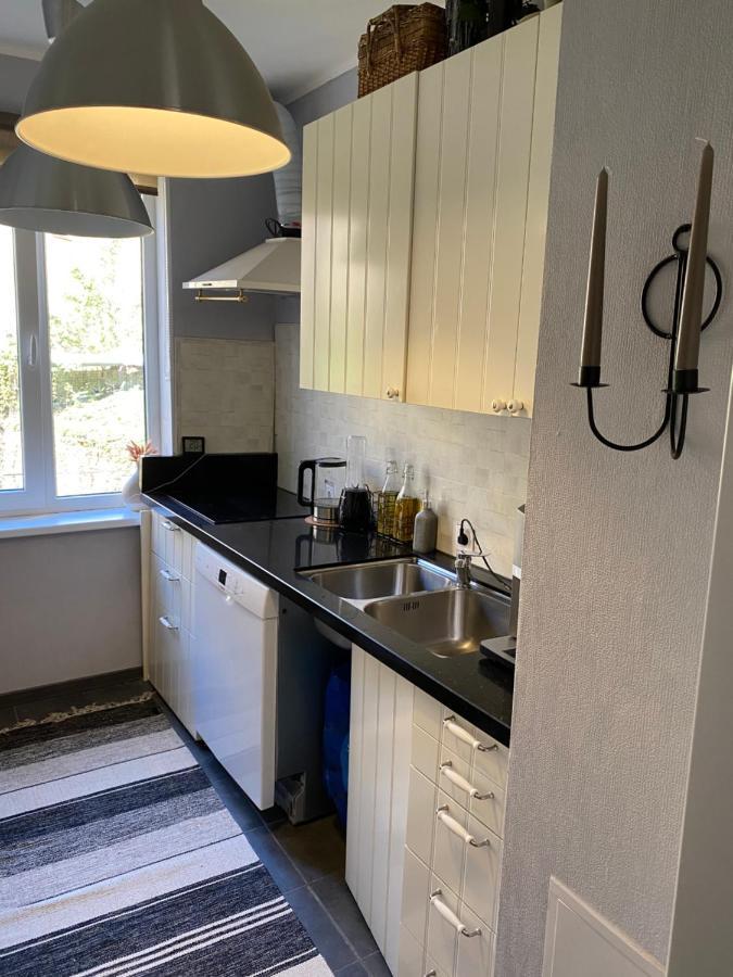 Cosy 2 Room 55M2 Centric 10Min To Old Town Ac Riga Bagian luar foto